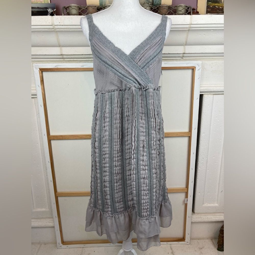 Calvin Klein knit & pleated chiffon dress w/ lace & surplice neckline🔥
